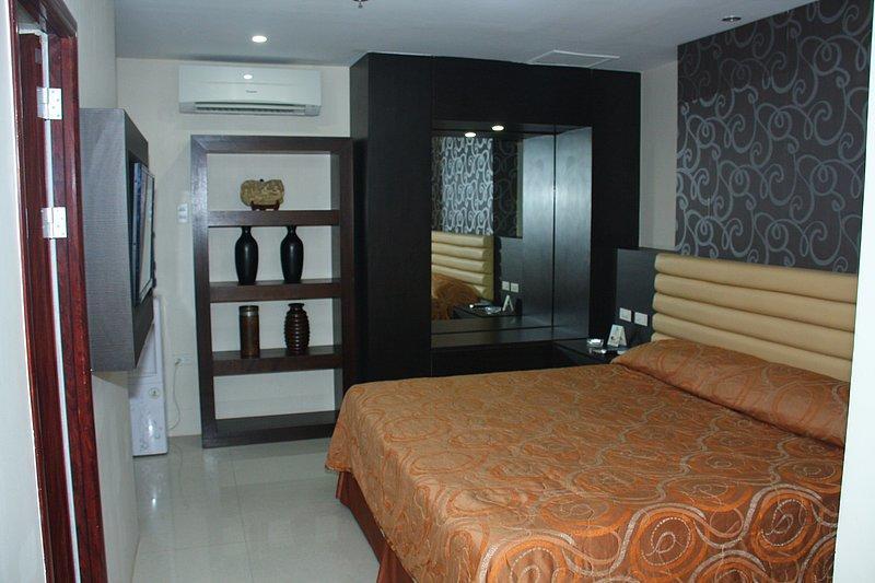 โรงแรมสกอร์ เบิร์ด อังเฮเลส ภายนอก รูปภาพ